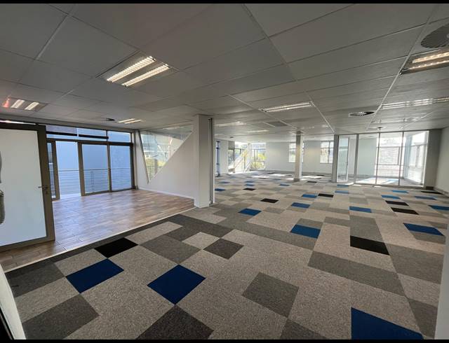 240M² OFFICE TO LET IN CENTURY CITY
